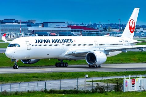 🔴 Japan Airlines' fleet expands today with the delivery of the third Airbus A350-1000 (JA03WJ) from Toulouse. 📸: Nuno Seletti #japanairlines #airbus #avgeek Airbus A350-1000, Japan Airlines, Airbus A350, Toulouse, Airlines, Japan, Quick Saves