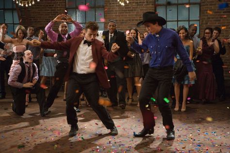 Miles Teller Footloose, Footloose Movie, Footloose 2011, Kenny Wormald, Dance Movies, Miles Teller, Liam Hemsworth, Country Boys, Film Serie