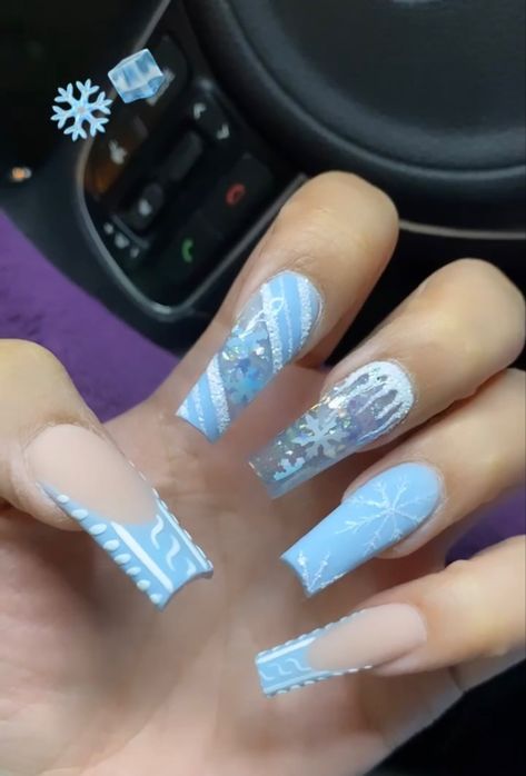 Blue Christmas Nails Square, Blue Winter Acrylic Nails, Christmas Set Nails, Christmas Nails Blue Snowflakes, Christmas Nails Acrylic Blue, Winter Nails Blue And White, Winter Wonderland Nails Acrylic, Baby Blue Winter Nails, Light Blue Christmas Nails