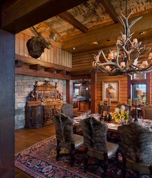 Lazy Bear Lodge - traditional - Dining Room - Dianne Davant and Associates. Great antler chandelier! Simple Rustic Decor, Dining Room Decor Rustic, Traditional Dining Room, Rustic Dining Room, Rustic Living, Rustic Living Room, Ideas Pictures, Rustic Cabin, Cabin Homes