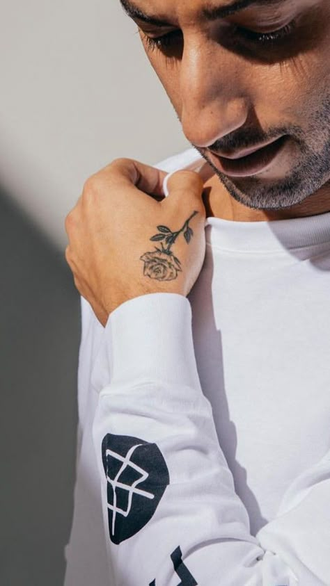 Enjoy The Butterflies Daniel Ricciardo Tattoo, Danny Ric Tattoo, F1 Tattoo Ideas Minimal, Daniel Ricciardo Hand Tattoo, All Good All Ways Daniel Ricciardo Tattoo, Daniel Ricciardo Tattoo Idea, Daniel Ricciardo Tattoo, F1 Tattoo, Tattoos Hand