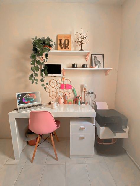 Escrivaninhaestudosvintage. Ideas Para Decorar Cuartos Pequeños, Bedroom Ideas For Small Rooms Diy, Black Living Room Decor, Colorful Room Decor, Study Desk Decor, Easy Diy Room Decor, Home Door Design, Cute Diy Room Decor, Office Room Decor