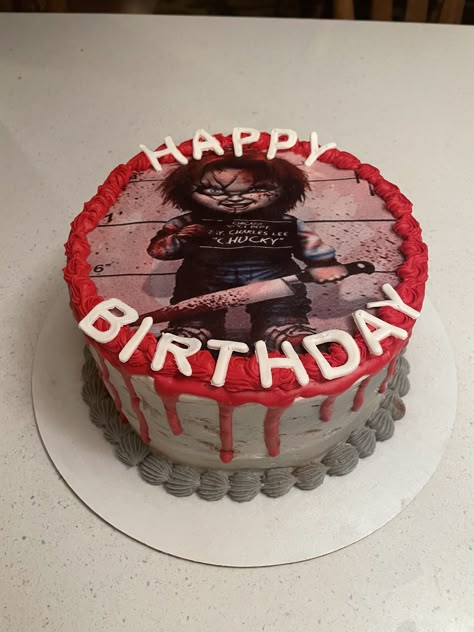 Chucky Birthday Cake, Horror Movies Cake, Chucky Birthday Cake Ideas, Horror Bday Cake, Horror Cake Design, Horror Theme Birthday Cake, Chucky Cake, Horror Movie Cakes, Horror Cakes Birthdays