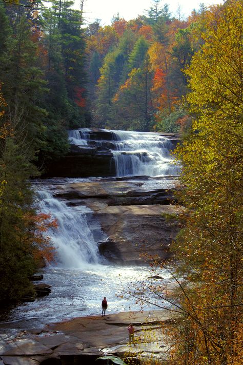 Carolina Mountains, North Carolina Travel, Nc Mountains, North Carolina Mountains, Picnic Spot, Smile Food, Beautiful Waterfalls, Fun Style, Nature Girl