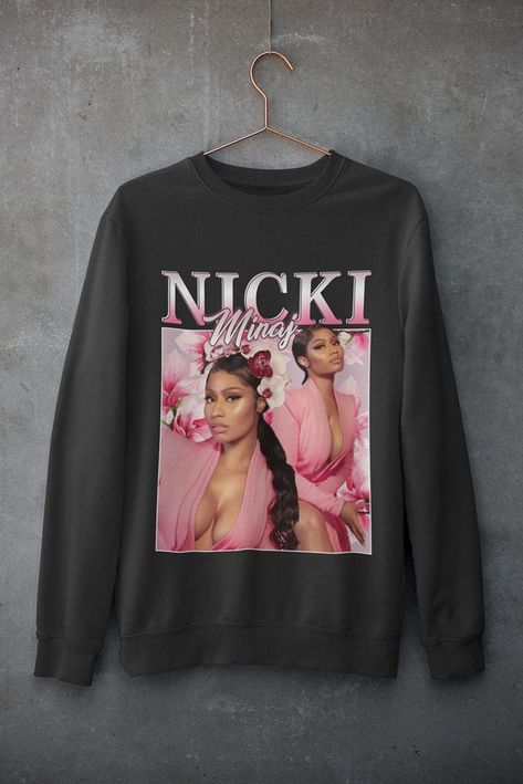 Nicki Minaj Sweatshirt Nicki Minaj Clothes, Nicki Minaj Hoodie, Nicki Minaj Shirt, Birthday Inspo, Army Girlfriend Style, Club Style, Kendall Jenner Style, Groom Style, Unisex Tshirt