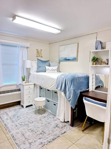 College Dorm Room Ideas Blue And Grey, Cute Dorm Rooms Minimalist, Light Blue College Dorm Room Ideas, Blue And White Dorm Room Ideas, White And Blue Dorm, Blue College Dorm Room Ideas, Coastal Dorm Room Ideas, Christian College Dorm, Dorm Room Ideas Blue