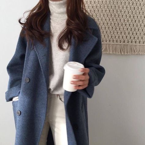 grey fuzzy turtleneck sweater with a navy blue wool trench coat and white high rise pants. Visit Daily Dress Me at dailydressme.com for more inspiration                women's fashion 2018, fall fashion, casual outfits, business casual, school fashion, women's blouses, sweaters, coats, jackets, high waisted pants Chique Outfits, Paris Mode, Blue Coat, Looks Street Style, Korean Fashion Trends, Mode Inspo, 가을 패션, Looks Style, Mode Inspiration