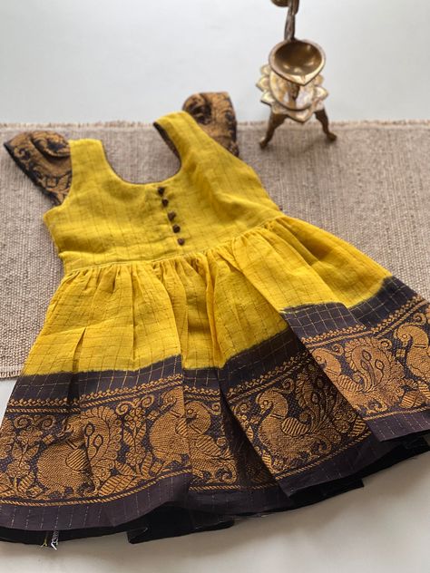 Search: 54 results found for "kids" – Studio Virupa Indian Traditional Dresses, Traditional Baby Dresses, Simple Frock, Kids Frock, Party Dress Inspiration, Frocks For Kids, Simple Frock Design, Ethnic Wear Indian