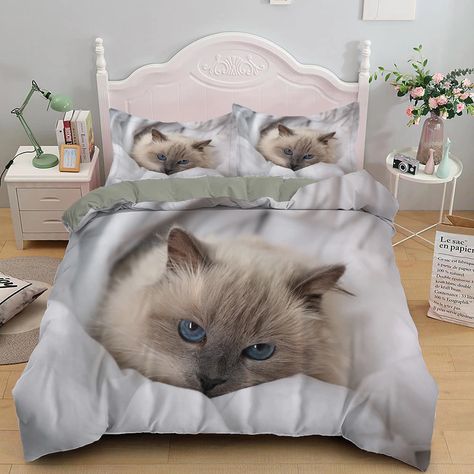 Your cat's comfort is just a click away with Amazon's bed selection. Cat Bedding, Kitten Beds, Söpö Kissa, Pillowcase Pattern, Bed Sets, Pet Cat, Cotton Duvet, Bed Duvet Covers, Cat Print