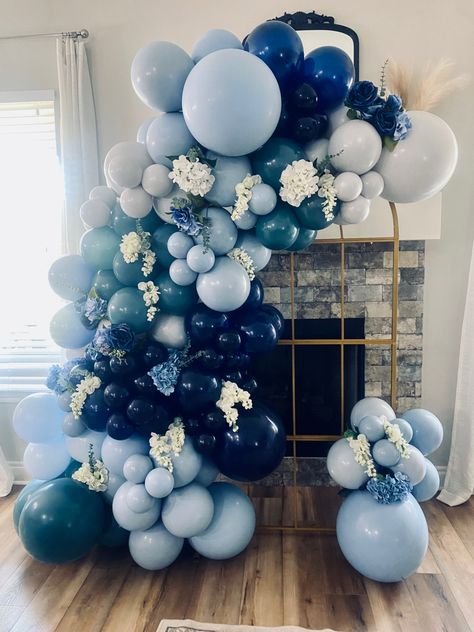 10 foot Navy and light blueBalloon Garland on gold arch Navy Balloon Arch, Light Blue Balloon Arch, Blue Balloon Arch, Gold Party Decorations, Blue Balloon, Birthday Party Theme Decorations, Blue Party, Decorations Party, Blue Balloons