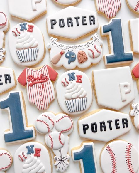 Baseball Birthday Cookies, Baseball First Birthday Cake, First Birthday Themes For Boys, First Birthday Boy Themes, Baseball Theme Birthday Party, Bday Cookies, 1 Year Birthday Party Ideas, Sports Cakes, Baseball Theme Birthday