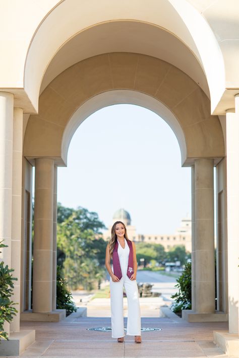 Texas A&M Senior Photos. TAMU Senior Session, Bell Tower A&m Senior Pictures, Tamu Senior Pictures, Texas A&m Senior Pictures, A&m Graduation Pictures, Tamu Graduation Pictures, Texas A&m Graduation Pictures, Aggie Graduation Pictures, Tamu Graduation, College Grad Photos