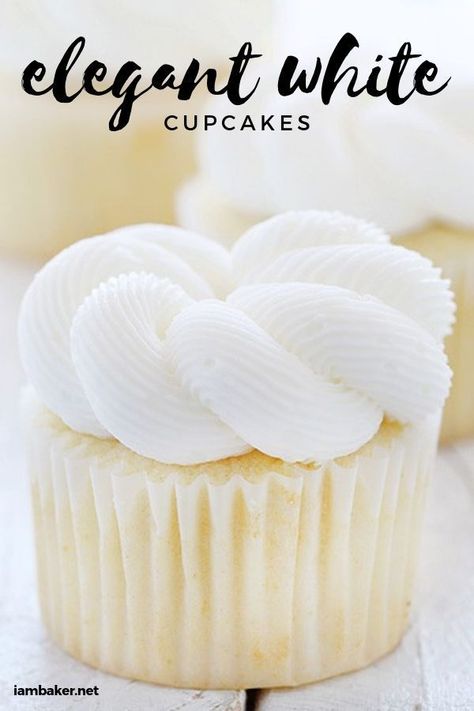 Easy Cupcake Recipe, Frost Cupcakes, Cupcake Illustration, Easy Cupcake Recipes, I Am Baker, Cupcake Decoration, White Cupcakes, Easy Cupcakes, Buttercream Recipe