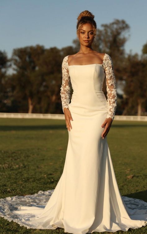 Elegant Lace Wedding Dress with Long Sleeves - Martina Liana Martina Liana Wedding Dress, Wedding Dress Gallery, Simple Wedding Dresses, Martina Liana, Essense Of Australia, Wedding Dress Pictures, Sleeve Wedding Dress, Wedding Dress Couture, Couture Wedding