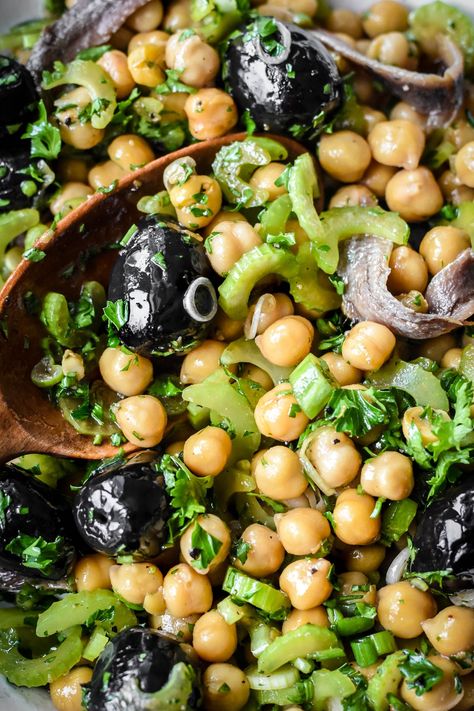 Provençal Chickpea Salad with Olives, Anchovies and Celery Salad With Olives, Celery Recipes, Celery Salad, Medicine Tips, Olive Salad, Chickpea Salad Recipes, Chickpea Recipes, Health Nutrition, Chickpea Salad