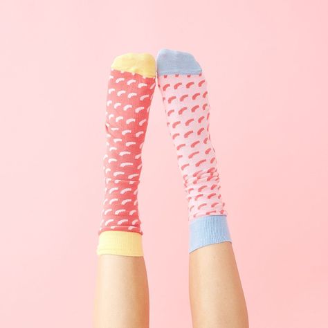 Title Idea, Socks Photography, Socks Aesthetic, Crochet Socks Pattern, Body Tattoo, Bellatrix Lestrange, Bee And Puppycat, Ginny Weasley, Pink Socks