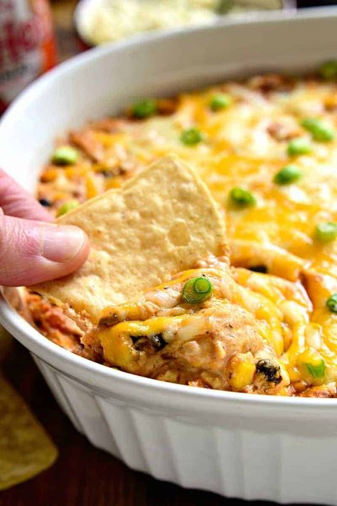 Southwest Buffalo Chicken Dip Southwest Chicken Dip, Baked Buffalo Chicken Dip, Cheesy Bacon Dip, Homemade Salad Dressing Healthy, Buffalo Chicken Dip Crock Pot, Buffalo Chicken Dip Easy, Buffalo Chicken Dip Recipe, Chicken Dip Recipe, Yummy Bites