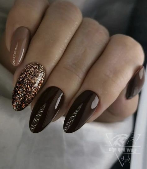 Y2k Nail Ideas, Y2k Nail, Nagellack Trends, Almond Acrylic Nails, Nails Only, Brown Nails, Elegant Nails, Autumn Nails, Types Of Nails