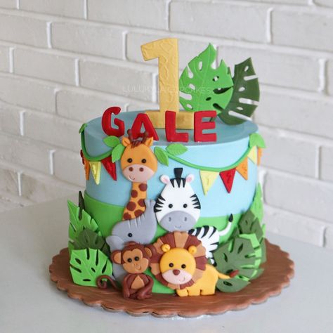 Jungle Animal Cake, Lion Birthday Cake, Animal Baby Shower Cake, Jungle Safari Cake, Jungle Birthday Cakes, Jungle Theme Cakes, Animal Theme Birthday, Decorating Icing, Animal Birthday Cakes