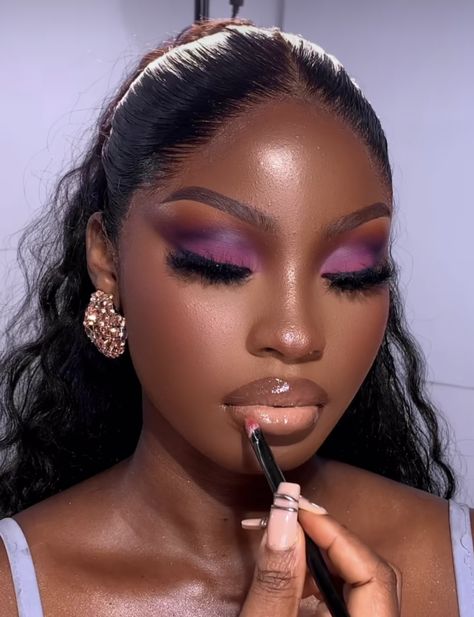 Purple Birthday Makeup Looks, Makeup Ideas Purple Dress, Dark Purple Birthday Dress, Purple Soft Glam Makeup, Soft Purple Makeup Looks, Natural Purple Makeup, Purple Prom Makeup Looks, Purple And Gold Eye Makeup, Mauve Eye Makeup