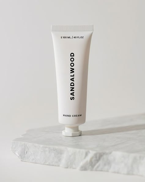 Hand Cream Tube Packaging, Hand Lotion Packaging, Tube Product Photography, Hand Cream Product Photography, Handcream Package Design, Hand Cream Photography, Hand Cream Aesthetic, Tube Packaging Design, Product Mockup Design