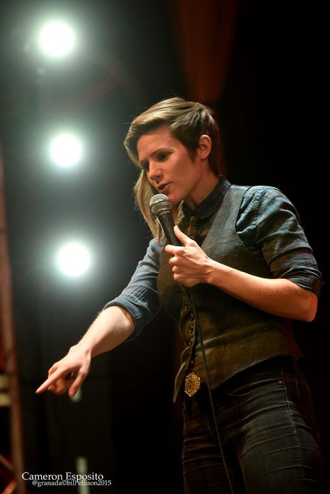 Cameron Esposito @ the Granada Theater in Dallas Tx 7-18-15 Artist Persona, Sapphic Vibes, Cameron Esposito, Butch Style, Dyke Fashion, Butch Fashion, Feminine Urge, Androgynous Outfits, Sufjan Stevens