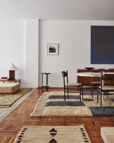 Obscura - Beni Rugs Tribeca Apartment, Colin King, Soft Rugs, Beni Rugs, Rug Guide, New York Apartment, Change Maker, Installation Design, Interior Stylist