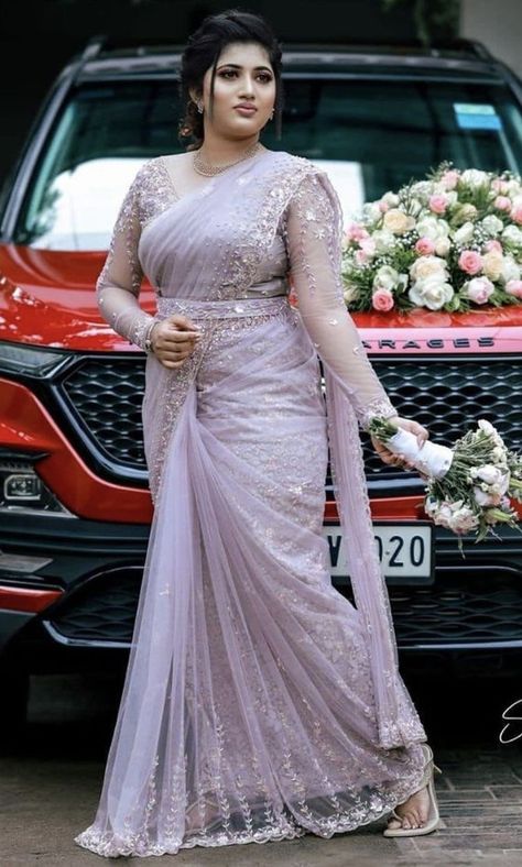 Designer Sarees For Birthday Party, Wedding Dress For Reception Brides, Designer Sarees Wedding Receptions, Fancy Sarees Wedding Reception, Jin Girl Version, Designer Sarees Wedding Party Wear, Reception Saree For Bride, Christian Wedding Dress, Christian Bridal Saree