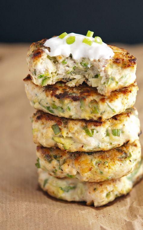 Turkey Zucchini Burgers with Lemon Yogurt Sauce Lean And Clean Recipes, Lemon Yogurt Sauce, Zucchini Burgers, Turkey Zucchini, Zucchini Burger, Garden Zucchini, Large Zucchini, Paleo Friendly Recipes, Turkey Burger Recipes