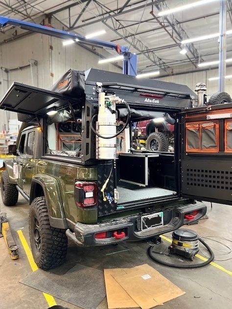 Jeep Gladiator Alu Cab, Overland Jeep Gladiator, Alu Cab Canopy Camper, Jeep Gladiator Overland Build, Jeep Gladiator Camping, Jeep Gladiator Camper, Overland Accessories, Jeep Gladiator Overland, Aev Jeep