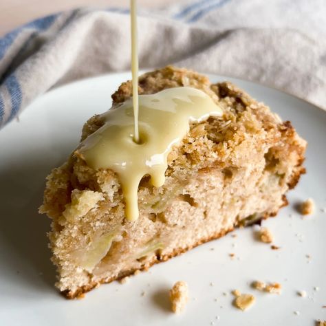 Sourdough Irish Apple Cake - Made in Motherhood Sourdough Tips, Sourdough Cookies, Pantry Mama, Sourdough Apple, St Patrick's Day Dessert, Irish Apple Cake, Recipe Using Sourdough Starter, Cake Tart, Discard Recipe