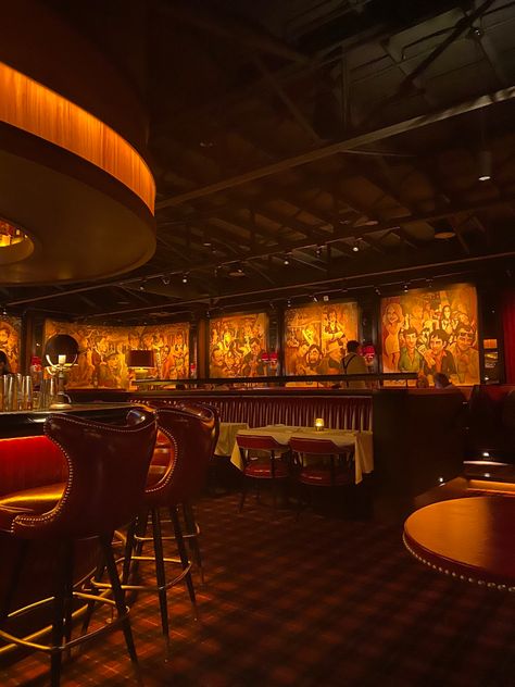 Jazz Club Interior, Jazz Restaurant, Lounge Aesthetic, 1920s Speakeasy, 1920s Jazz, Jazz Lounge, Jazz Cafe, Jazz Bar, Sunken Living Room