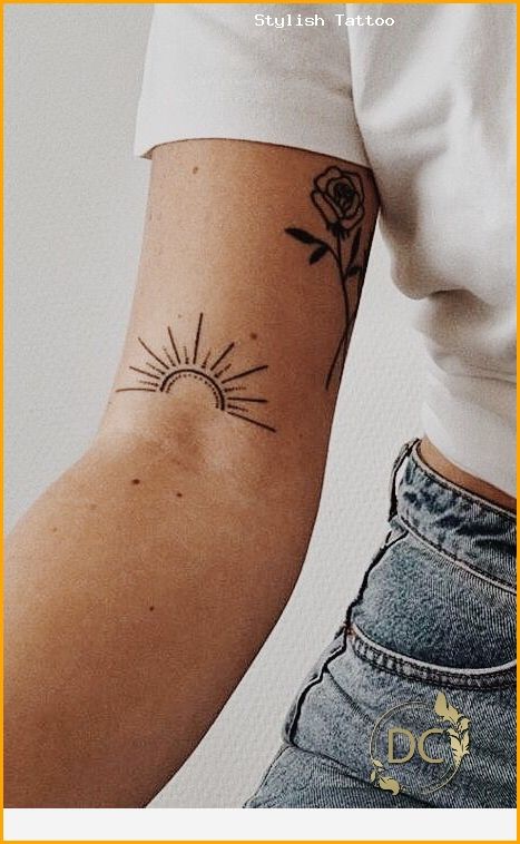 Rising Sun Tattoos, Tato Jari, Bauch Tattoos, Inspiration Tattoos, Sun Tattoos, Discreet Tattoos, Sun Tattoo, Subtle Tattoos, Tattoo Life