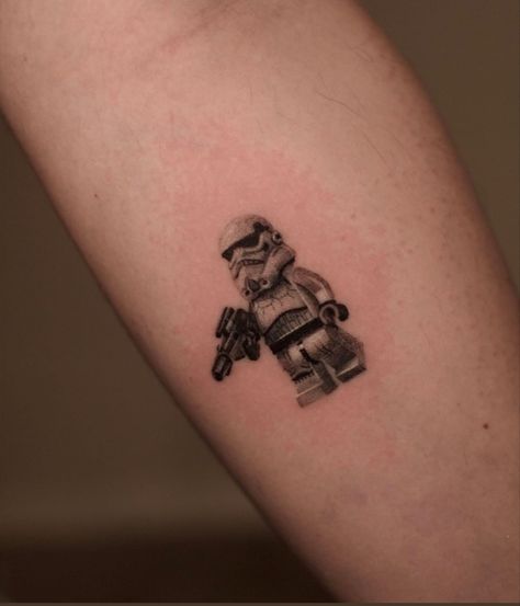 Tatuaje de bessielou_ Storm Trooper Tattoo, Stormtrooper Tattoo, Lego Tattoo, Lego Stormtrooper, Star Wars Tattoo, Storm Trooper, Star Wars Fan Art, Tattoos And Body Art, Lego Star Wars