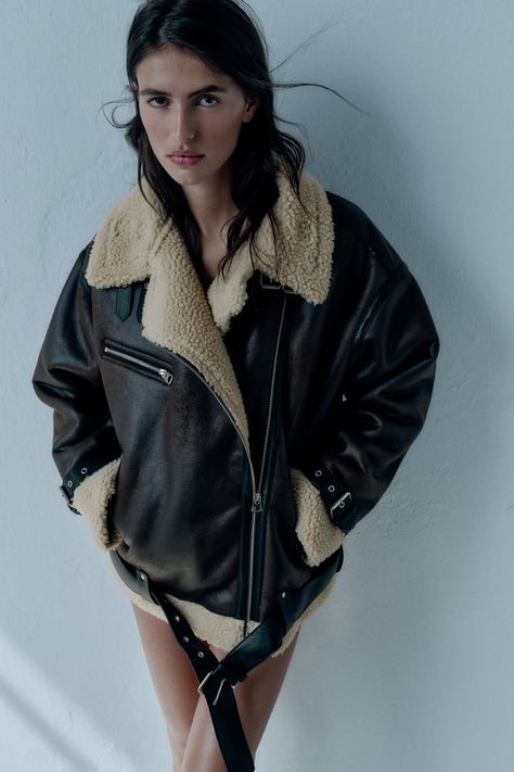 Double Faced Jacket Outfit, Zara Double Faced Jacket, Double Faced Jacket, Fashion Brenda, Down Parka Women, Oversized Puffer Jacket, Sleek Dress, Parka Women, Womens Jackets