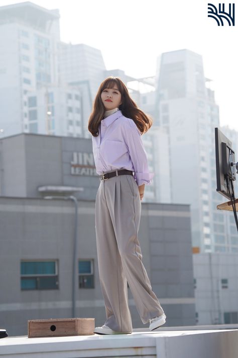 Park Bo Young Fashion, Comfy Korean Outfits, Young Outfit, Kate Middleton Style Outfits, Outfit Korean Style, Classy Winter Outfits, Park Bo Young, Korean Casual Outfits, Classy Work Outfits