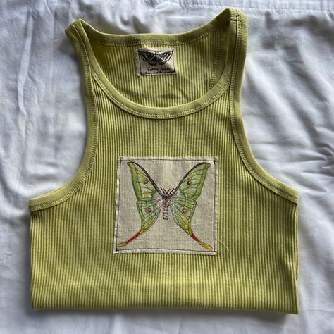 Luna moth insect moth handpainted aesthetic tank top Funky Tank Tops, Handmade Top Sewing, Green Top Aesthetic, Green Tank Top Outfit, Summer Tops Aesthetic, Depop Aesthetic, Insect Fashion, Green Top Outfit, Depop Clothes