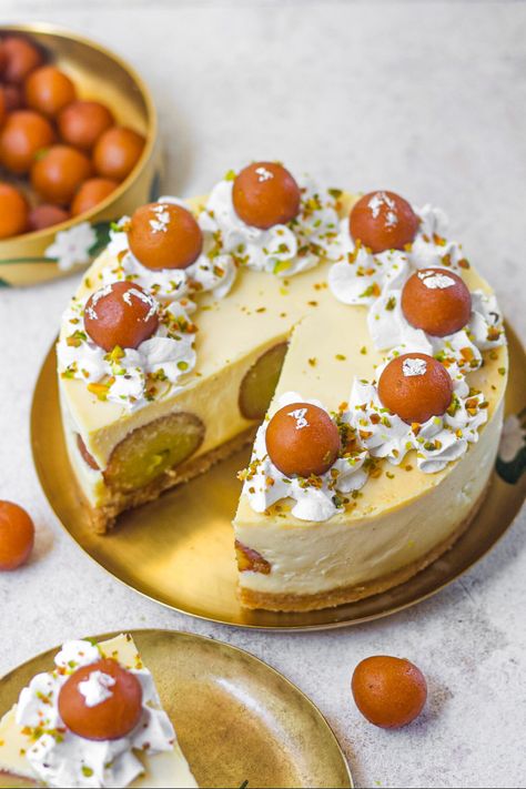 GULAB JAMUN CHEESECAKE - Bake with Shivesh No Bake Gulab Jamun Cheesecake, Gulab Jamun Cheesecake Recipe, Indian Fusion Desserts, Gulab Jamun Cheesecake, Fall Winter Desserts, Bake With Shivesh, Cheesecake No Bake, Winter Dessert, Eggless Cake Recipe