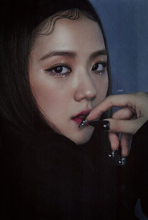 Blackpink Members, Kim Jisoo, Blackpink Photos, Blackpink Fashion, Blackpink Jisoo, Makeup Inspo, Nostril Hoop Ring, Maquillaje De Ojos, Makeup Inspiration