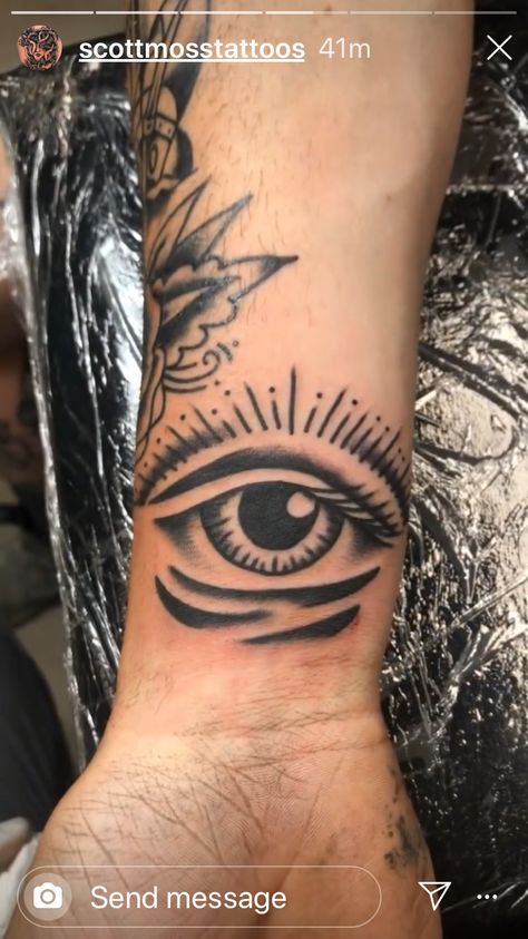 Eye Traditional Tattoo, Polynesian Tattoos Women, Evil Eye Art, Tat Ideas, Eye Tattoo, Eye Art, Traditional Tattoo, Polynesian Tattoo, Evil Eye