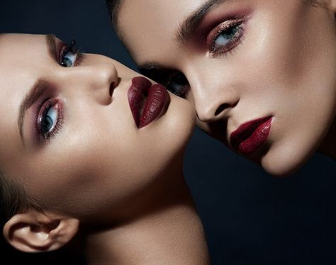 Twin Editorial, Sultry Style, Dark Lip, Fashion Beauty Photography, Timeless Photography, Photographie Portrait Inspiration, Beauty Photoshoot, Beauty Shoot, Beauty Shots