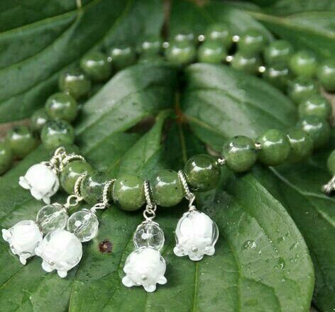 Dope Jewelry, Funky Jewelry, A Necklace, Jewelry Inspo, Dream Jewelry, Lily Of The Valley, Pretty Jewellery, 그림 그리기, Piercing Jewelry