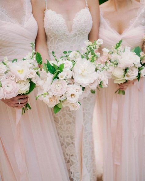 Dusty Pink Silk Ribbon Hand Dyed Wooden Spool Natural | Etsy Garden Rose Arrangement, Blush Wedding Flowers, Romantic Ideas, Romantic Bouquet, Garden Party Decorations, Bridesmaid Inspiration, Spring Florals, White Wedding Bouquets, Rose Arrangements