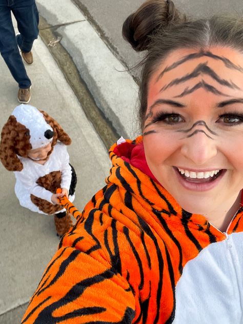 Tigger Halloween Makeup, Tigger Makeup Halloween, Tigger Makeup, Tiger From Winnie The Pooh Makeup, Easy Tiger Makeup, Tiger Costume Makeup, Tigger Face Paint, Simple Tiger Makeup, Cute Tiger Makeup