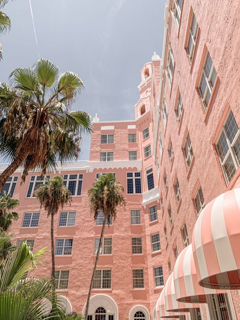 Reviewing our stay at the historic Don Cesar hotel in St. Pete, Florida! #pinkhotel #florida #historichotel Florida Hotel Aesthetic, The Don Cesar Hotel, Florida Proposal, Don Cesar Hotel, The Don Cesar, St Pete Beach Florida, St Pete Florida, Don Cesar, Pink Hotel