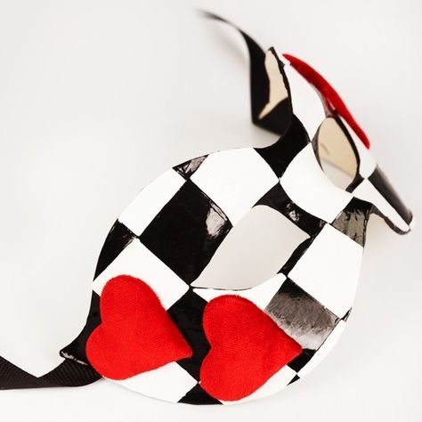 Queen Of Hearts Masquerade, Courtly Jester, Mask Face Paint, Jester Mask, Mask Ball, Lizzie Hearts, Queen Of Hearts Costume, Ballroom Costumes, Mask Drawing