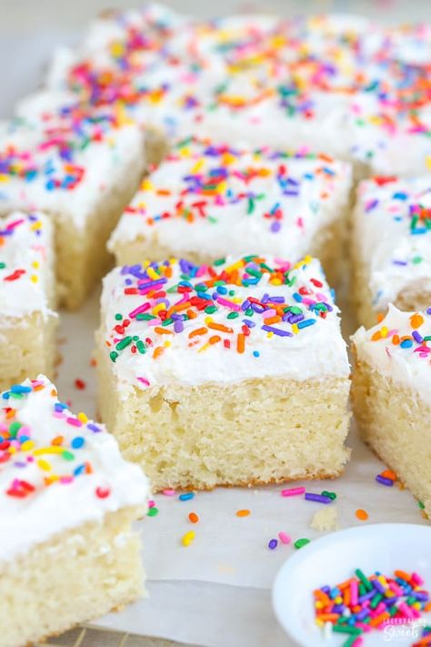 Vanilla Crazy Cake Recipe, Homemade Vanilla Cake Recipe, Vanilla Crazy Cake, Crazy Cake Recipe, Crazy Cake Recipes, Celebrating Sweets, Vanilla Sheet Cakes, Easy Vanilla Cake, Homemade Vanilla Cake