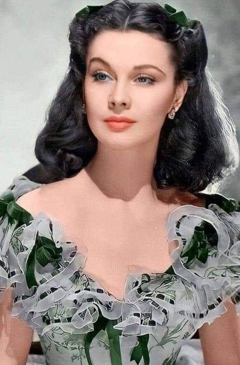 Viven Leigh, Vivian Leigh, Marilyn Monroe Portrait, Classic Hollywood Glamour, Margaret Mitchell, Scarlett O Hara, Vintage Black Glamour, Vivien Leigh, Classic Movie Stars