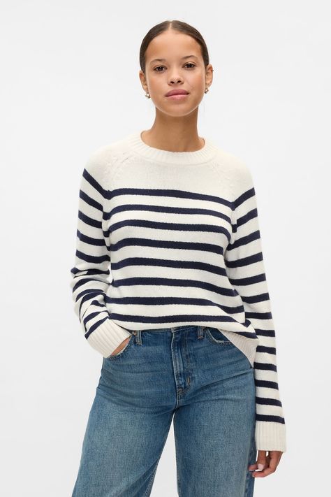 Supersoft cotton-blend crew neck sweater. Crew neck. Long sleeves. Certain styles have allover prints. Machine washable. 53% Cotton, 47% Nylon. French Clothing Styles, Blue And White Striped Sweater, Striped Sweater Outfit, Plush Yarn, Sweater Navy Blue, White Striped Sweater, Navy Blue Pants, Copenhagen Style, Navy Sweater