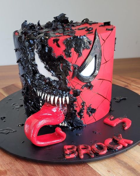 Venom Birthday Party Ideas, Spiderman Theme, Spiderman Birthday Party, Leo Birthday, Spiderman Cake, Superhero Cake, Spiderman Birthday, Happy Birthday Cakes, Boy Birthday Party